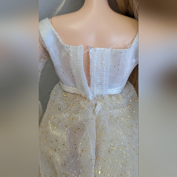 Barbie | Avon Angelic Inspirations Barbie Doll, Vintage 1999 - Picture 9 of 13